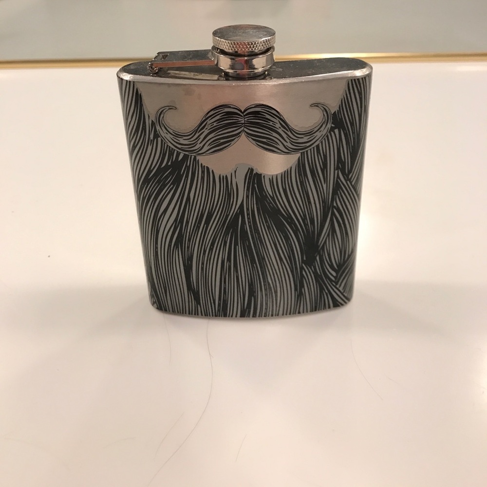 NWOT stainless steel Mustache Flask 7 oz